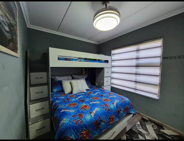 2 BEDROOM APARTMENT FOR SALE IN PARKRAND